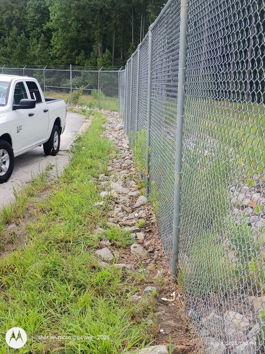 Handyman service field repair